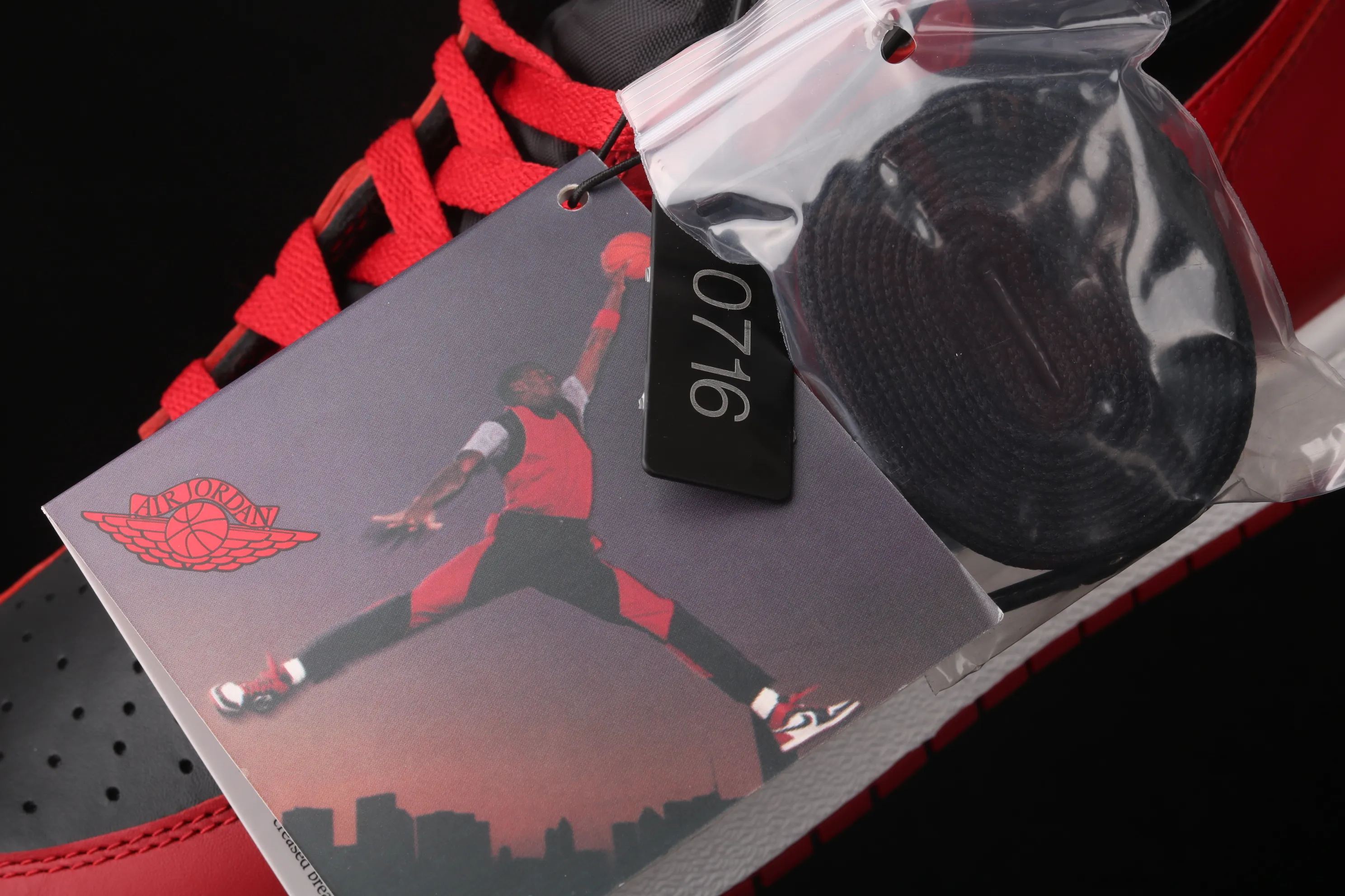 All Categories Air Jordan Jordan Series Basketball Shoes Air Jordan 1 High Pure Original Version Air Jordan 1 Hi 85 AJ1 Joe 1 Reversed Black and Red Forbidden High Basketball Shoes BQ4422-600